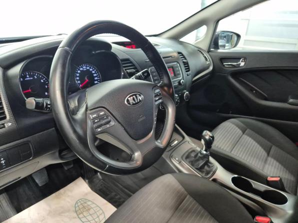 Kia Cerato III с пробегом 2013 года, цена 1 095 000 рублей, 82000 км, седан, Автокод Объявления