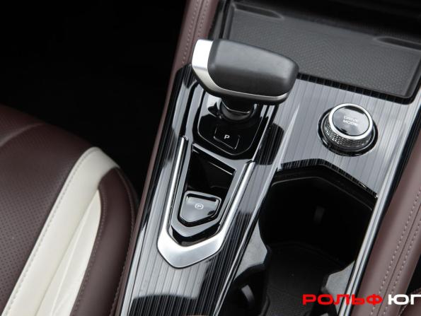 Geely Monjaro I с пробегом 2023 года, цена 2 988 000 рублей, 42727 км, внедорожник, Автокод Объявления