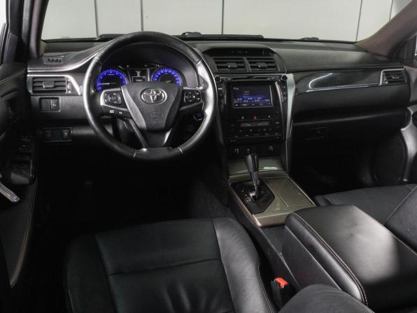 Toyota Camry VII (XV50) Рестайлинг с пробегом 2015 года, цена 1 841 000 рублей, 196123 км, седан, Автокод Объявления