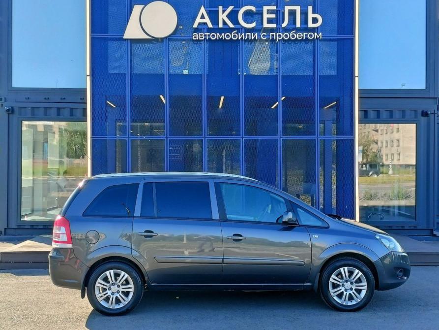 Opel Zafira B Рестайлинг Архангельск  - изображение 4