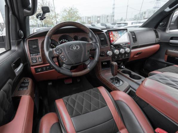 Toyota Tundra II с пробегом 2012 года, цена 4 700 000 рублей, 139547 км, пикап, Автокод Объявления