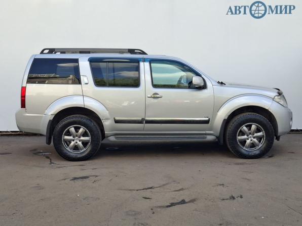 Nissan Pathfinder III Рестайлинг с пробегом 2010 года, цена 1 325 000 рублей, 200182 км, внедорожник, Автокод Объявления