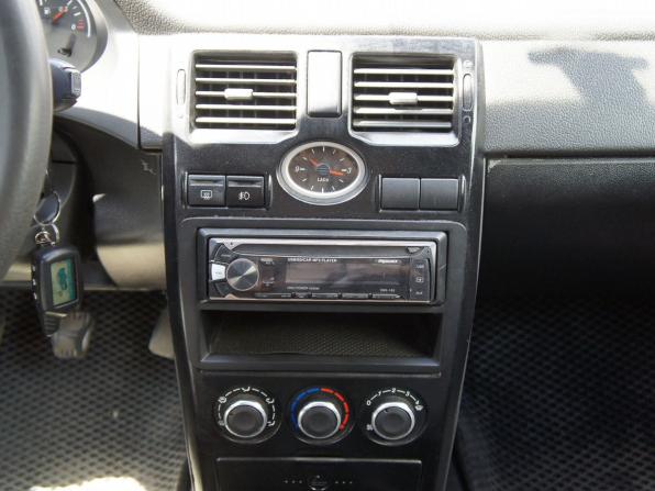 Lada (ВАЗ) Priora I с пробегом 2009 года, цена 279 000 рублей, 210000 км, хэтчбек, Автокод Объявления