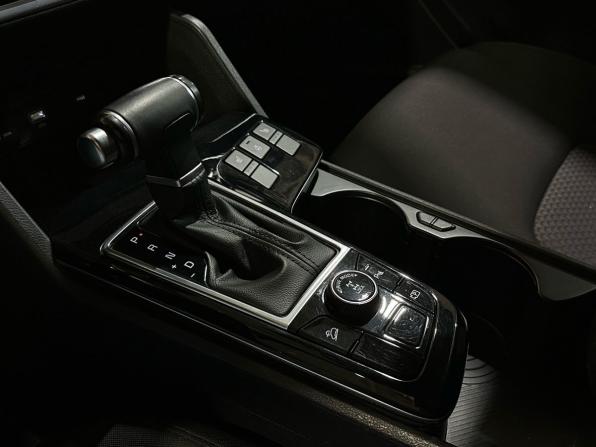 Kia Sportage V с пробегом 2022 года, цена 3 099 000 рублей, 44000 км, внедорожник, Автокод Объявления