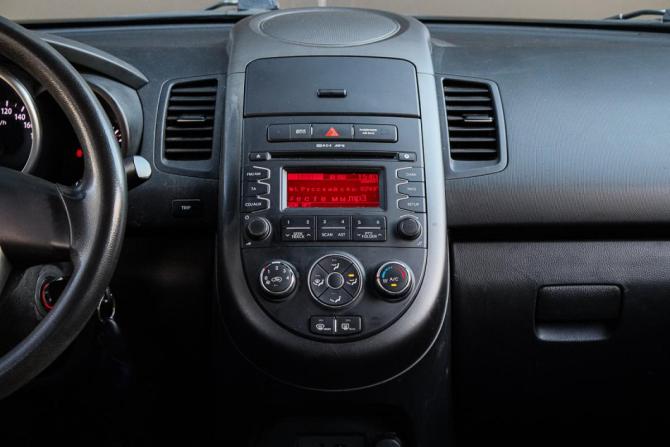 Kia Soul I Рестайлинг с пробегом 2013 года, цена 900 000 рублей, 200779 км, хэтчбек, Автокод Объявления