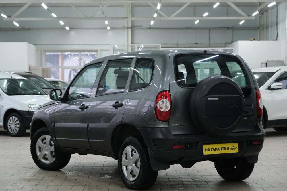 Chevrolet Niva I Рестайлинг Омск  - изображение 5