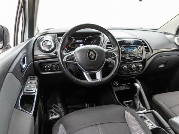 Renault Kaptur I Рестайлинг с пробегом 2021 года, цена 1 298 000 рублей, 35200 км, внедорожник, Автокод Объявления