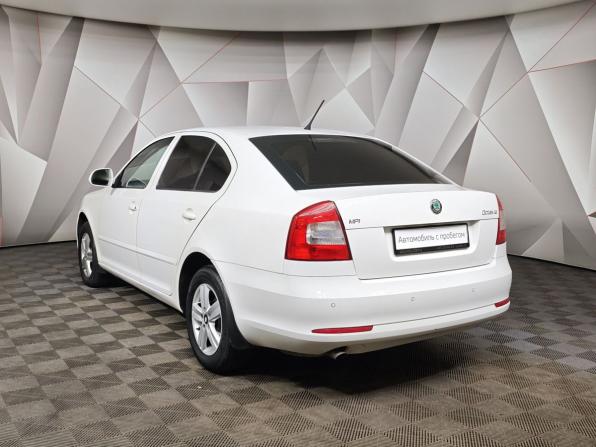 Skoda Octavia II (A5) Рестайлинг с пробегом 2013 года, цена 697 000 рублей, 251929 км, лифтбек, Автокод Объявления
