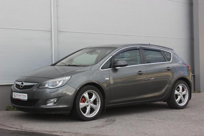 Opel Astra J с пробегом 2010 года, цена 537 000 рублей, 225554 км, хэтчбек, Автокод Объявления