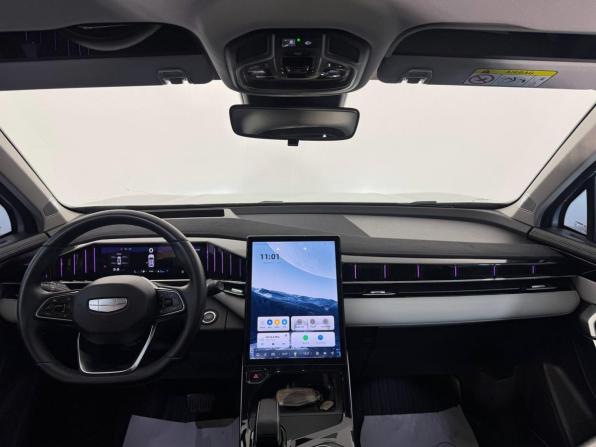 Geely Atlas II с пробегом 2023 года, цена 2 472 000 рублей, 69704 км, внедорожник, Автокод Объявления