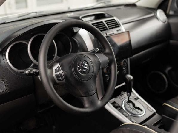Suzuki Grand Vitara II с пробегом 2008 года, цена 720 000 рублей, 301415 км, внедорожник, Автокод Объявления