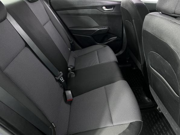 Hyundai Solaris II с пробегом 2017 года, цена 1 159 000 рублей, 177117 км, седан, Автокод Объявления