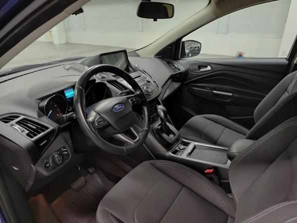 Ford Kuga II Рестайлинг с пробегом 2017 года, цена 1 755 000 рублей, 140770 км, внедорожник, Автокод Объявления