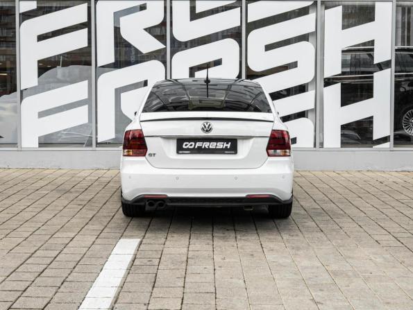 Volkswagen Polo V Рестайлинг с пробегом 2018 года, цена 1 279 700 рублей, 124667 км, седан, Автокод Объявления