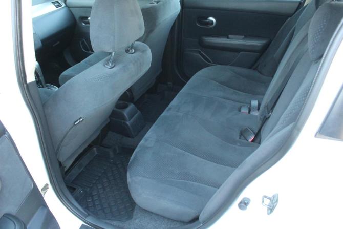 Nissan Tiida I Рестайлинг с пробегом 2011 года, цена 795 000 рублей, 113320 км, хэтчбек, Автокод Объявления