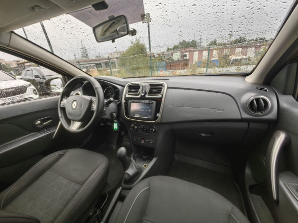 Renault Sandero II с пробегом 2014 года, цена 669 000 рублей, 201000 км, хэтчбек, Автокод Объявления