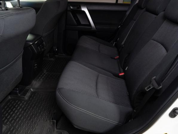 Toyota Land Cruiser Prado 150 Series Рестайлинг 1 с пробегом 2014 года, цена 3 360 000 рублей, 158614 км, внедорожник, Автокод Объявления