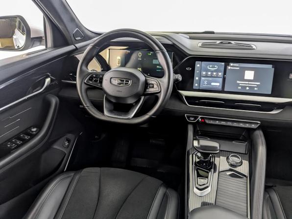 Geely Monjaro I Рестайлинг с пробегом 2024 года, цена 3 350 000 рублей, 52950 км, внедорожник, Автокод Объявления