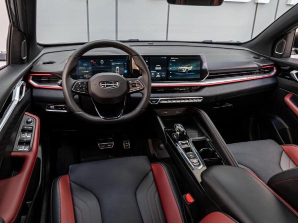 Geely Coolray I Рестайлинг с пробегом 2023 года, цена 2 165 000 рублей, 59198 км, внедорожник, Автокод Объявления