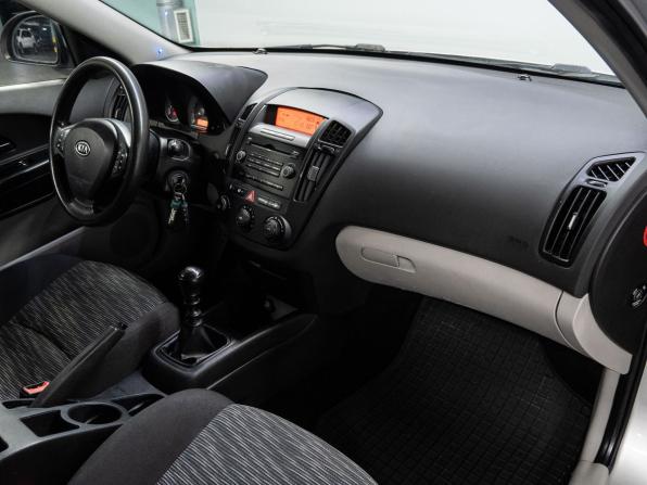 Kia Ceed I с пробегом 2007 года, цена 579 000 рублей, 256166 км, хэтчбек, Автокод Объявления