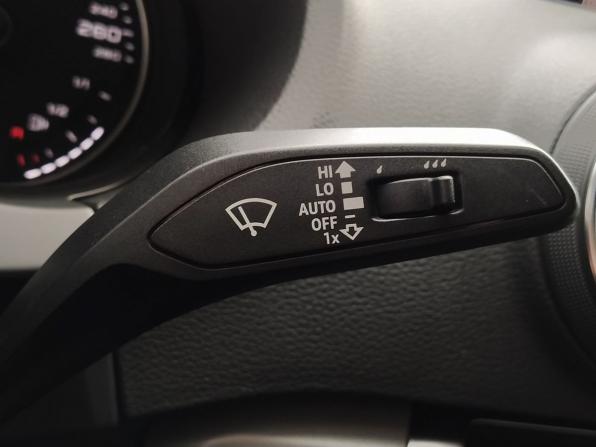 Audi A3 III (8V) Рестайлинг с пробегом 2018 года, цена 2 000 000 рублей, 103000 км, седан, Автокод Объявления