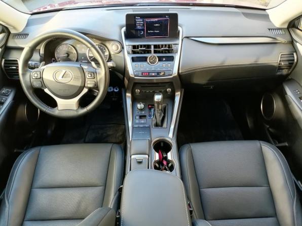 Lexus NX I Рестайлинг с пробегом 2018 года, цена 3 599 000 рублей, 35222 км, внедорожник, Автокод Объявления