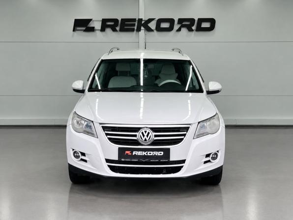 Volkswagen Tiguan I Рестайлинг с пробегом 2011 года, цена 1 039 000 рублей, 252775 км, внедорожник, Автокод Объявления