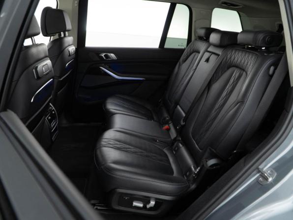 BMW X7 I (G07) Рестайлинг с пробегом 2023 года, цена 11 449 050 рублей, 59697 км, внедорожник, Автокод Объявления