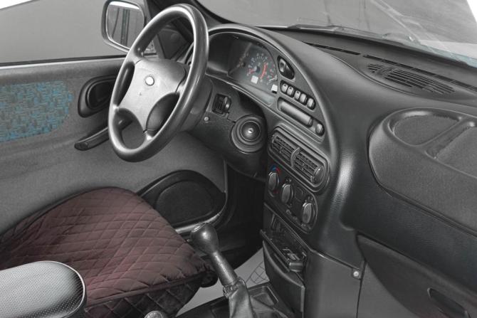Chevrolet Niva I с пробегом 2004 года, цена 459 000 рублей, 129800 км, внедорожник, Автокод Объявления