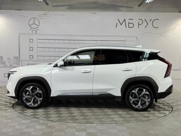 Geely Atlas II с пробегом 2024 года, цена 3 100 000 рублей, 39120 км, внедорожник, Автокод Объявления