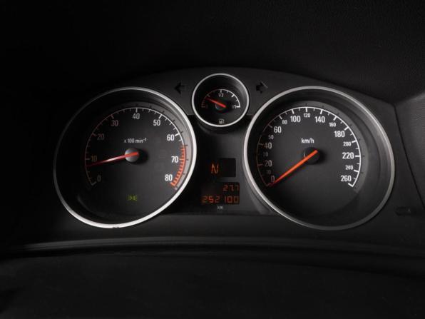 Opel Astra H Рестайлинг с пробегом 2011 года, цена 539 000 рублей, 252100 км, хэтчбек, Автокод Объявления