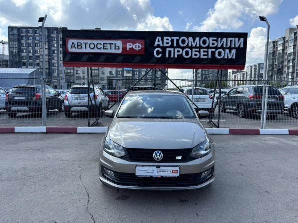 Volkswagen Polo V Рестайлинг с пробегом 2017 года, цена 1 075 000 рублей, 107002 км, седан, Автокод Объявления