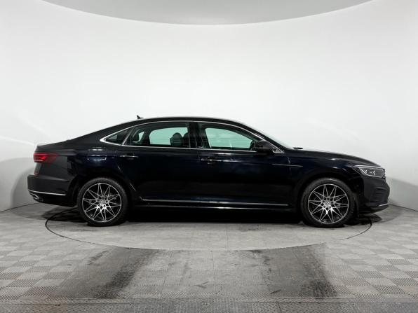 Volkswagen Passat B8 Рестайлинг с пробегом 2023 года, цена 2 957 890 рублей, 71000 км, седан, Автокод Объявления