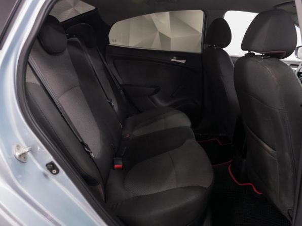Hyundai Solaris I с пробегом 2013 года, цена 515 000 рублей, 176000 км, седан, Автокод Объявления