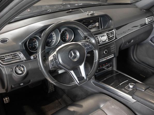 Mercedes-Benz E-Класс IV (W212 S212 C207) Рестайлинг с пробегом 2015 года, цена 1 799 000 рублей, 376064 км, седан, Автокод Объявления
