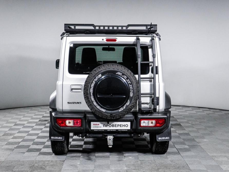 Suzuki Jimny IV Москва  - изображение 6
