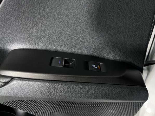 Toyota Camry VIII (XV70) Рестайлинг с пробегом 2021 года, цена 3 350 000 рублей, 55614 км, седан, Автокод Объявления