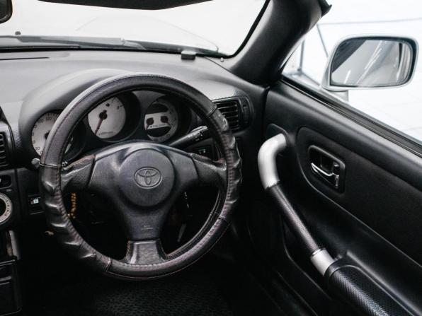 Toyota MR-S I с пробегом 2002 года, цена 940 000 рублей, 285687 км, кабриолет, Автокод Объявления