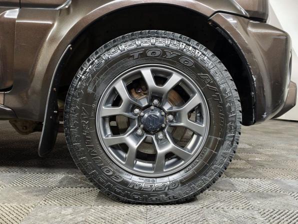 Suzuki Jimny III Рестайлинг 2 с пробегом 2015 года, цена 1 447 000 рублей, 166313 км, внедорожник, Автокод Объявления