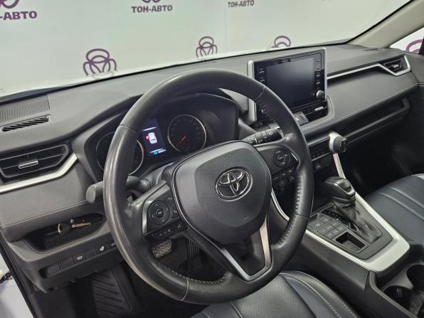 Toyota RAV4 V (XA50) с пробегом 2020 года, цена 3 355 000 рублей, 68367 км, внедорожник, Автокод Объявления
