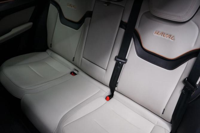 Haval Jolion I Рестайлинг с пробегом 2023 года, цена 2 045 000 рублей, 39000 км, внедорожник, Автокод Объявления