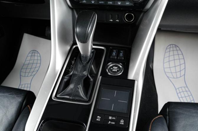 Mitsubishi Eclipse Cross I с пробегом 2018 года, цена 2 049 000 рублей, 125000 км, внедорожник, Автокод Объявления