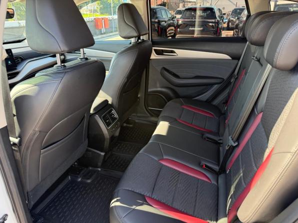 Haval F7 I Рестайлинг с пробегом 2022 года, цена 1 889 000 рублей, 44000 км, внедорожник, Автокод Объявления