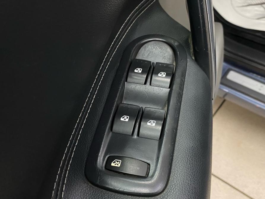 Renault Scenic II Рестайлинг Энгельс  - изображение 24