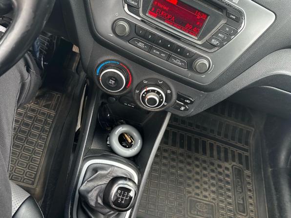 Kia Rio III с пробегом 2014 года, цена 877 000 рублей, 120000 км, хэтчбек, Автокод Объявления