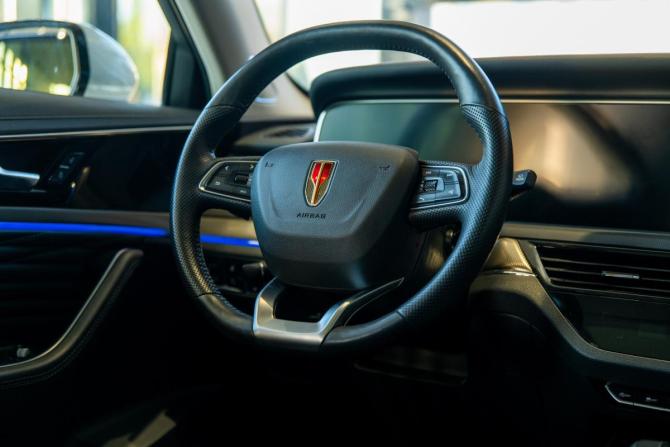 Hongqi HS5 I с пробегом 2023 года, цена 3 500 000 рублей, 110164 км, внедорожник, Автокод Объявления