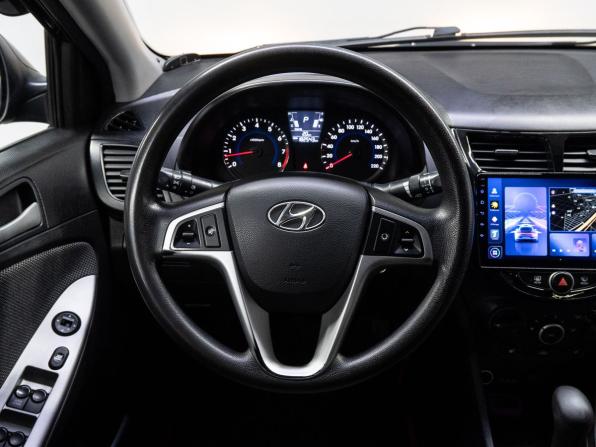 Hyundai Solaris I с пробегом 2011 года, цена 690 000 рублей, 182543 км, седан, Автокод Объявления