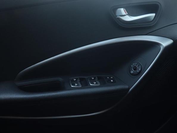 Hyundai Santa Fe III с пробегом 2013 года, цена 1 629 000 рублей, 202391 км, внедорожник, Автокод Объявления