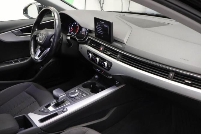 Audi A4 V (B9) с пробегом 2016 года, цена 2 150 000 рублей, 115204 км, седан, Автокод Объявления