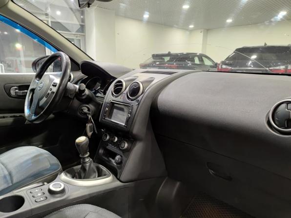 Nissan Qashqai I Рестайлинг с пробегом 2011 года, цена 1 100 000 рублей, 216051 км, внедорожник, Автокод Объявления